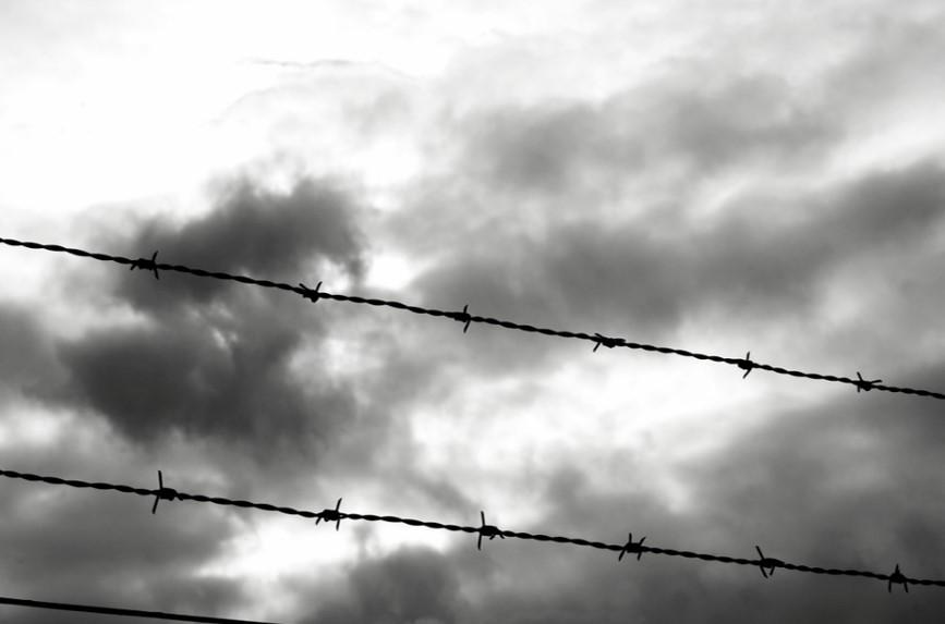 Prison barrier